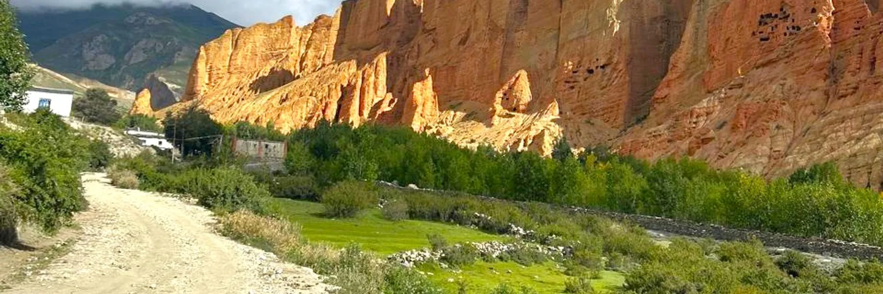 Upper Mustang Jeep Tour